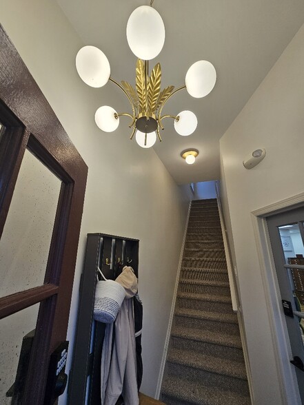 More Photos Of 111-113 S Tyson Ave, Floral Park Office For Lease