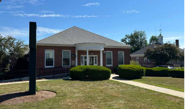 Primary Photo Of 28 Main St, Jaffrey Bank For Sale