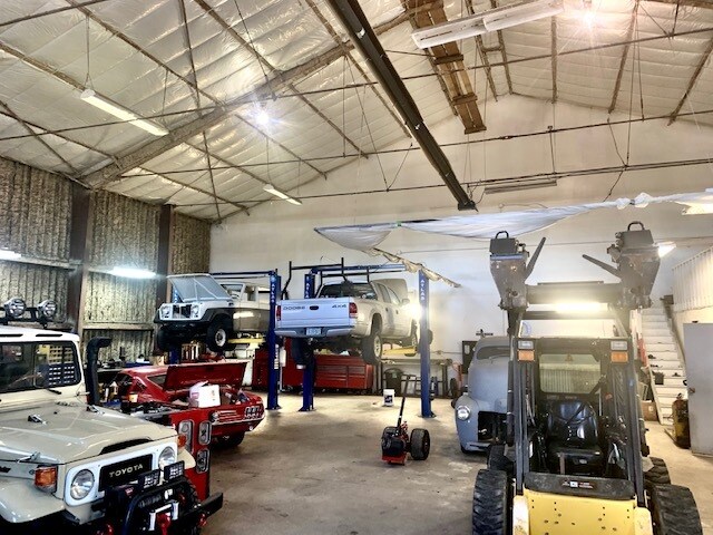 More Photos Of 500-504 2nd St, Castle Rock Warehouse For Lease