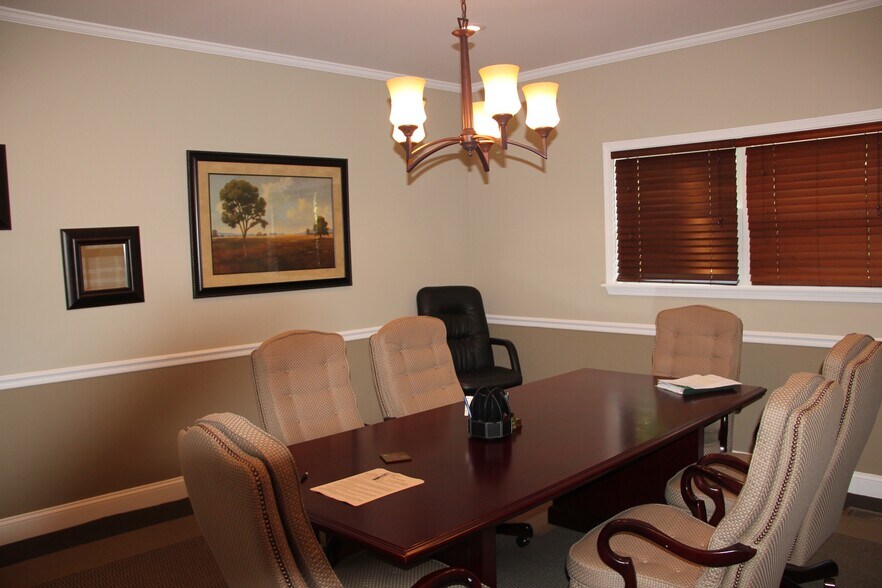 More Photos Of 305 Pierce Ave, Macon-Bibb Office Residential For Lease