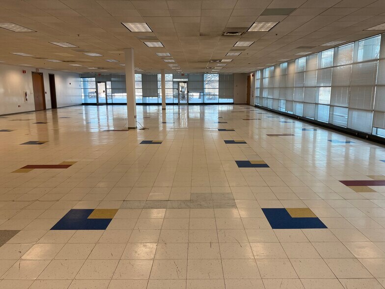 More Photos Of 2800 Duncan Rd, Lafayette Manufacturing For Lease