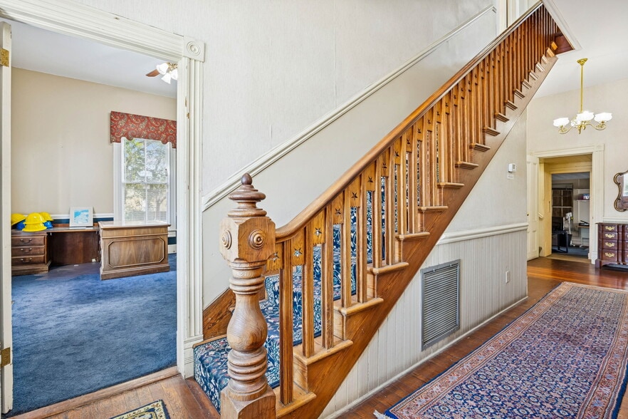 More Photos Of 501 N 3rd St, Fernandina Beach Office For Sale