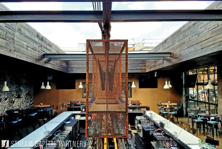 More Photos Of 180 N Morgan St, Chicago Freestanding For Sale