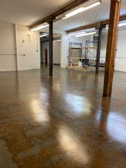 More Photos Of 1333 Lee St, Philadelphia General Retail For Lease