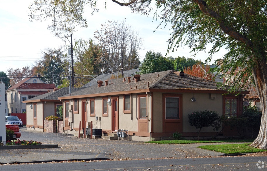 More Photos Of 1008-1014 S St, Sacramento Office For Lease