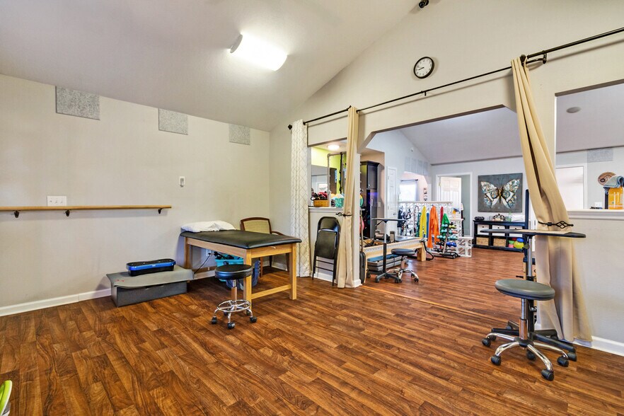 More Photos Of 129 Walker Hill, Crossville Freestanding For Sale