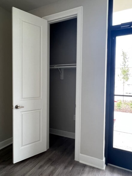 More Photos Of 3129 Kingsley Dr, Pearland Medical For Lease