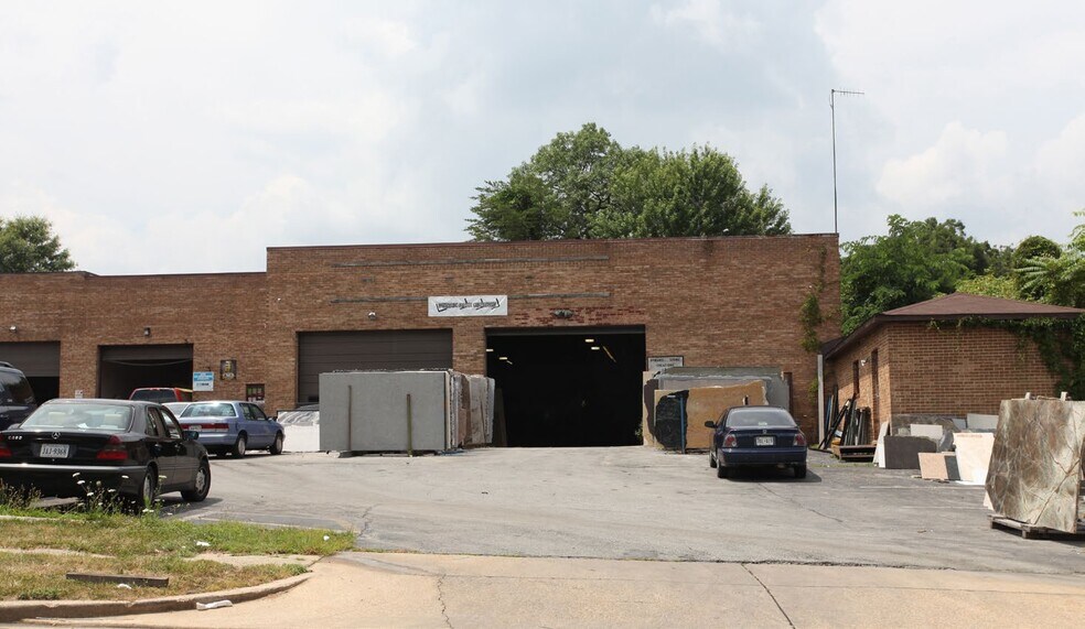 More Photos Of 5808-5812 Kirby Rd, Clinton Unknown For Lease