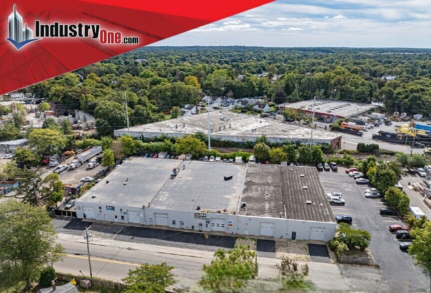 Primary Photo Of 130-138 Railroad St, Huntington Station Warehouse For Sale
