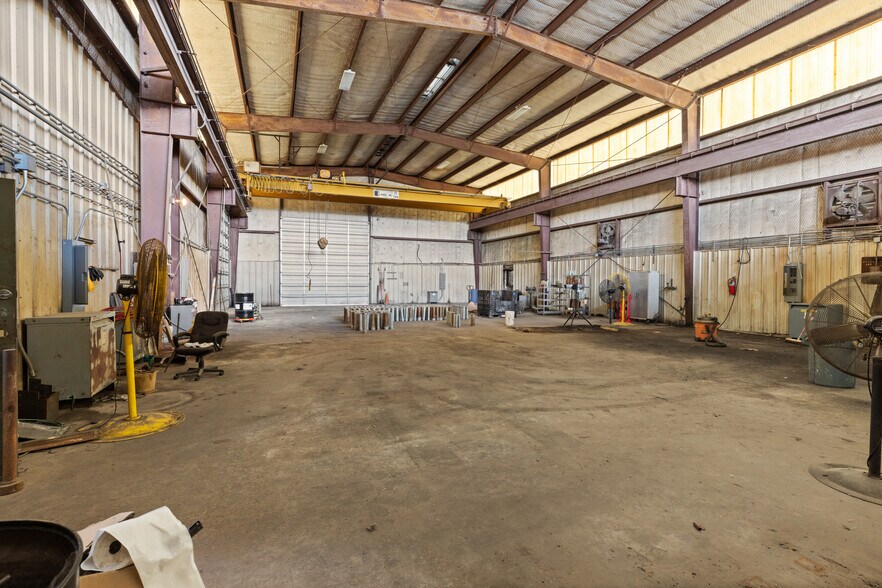 More Photos Of 9834 Windmill Park Ln, Houston Warehouse For Sale