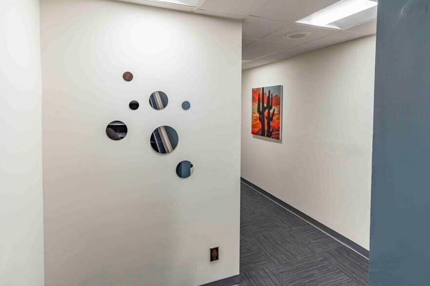 More Photos Of 5480 Baltimore Dr, La Mesa Office For Lease