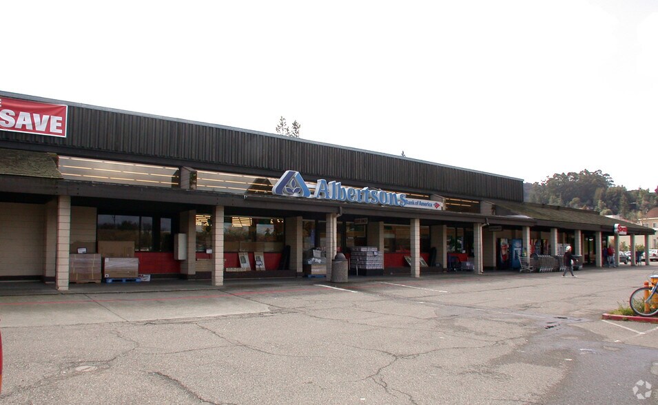 More Photos Of 560 Magnolia Ave, Larkspur Supermarket For Sale