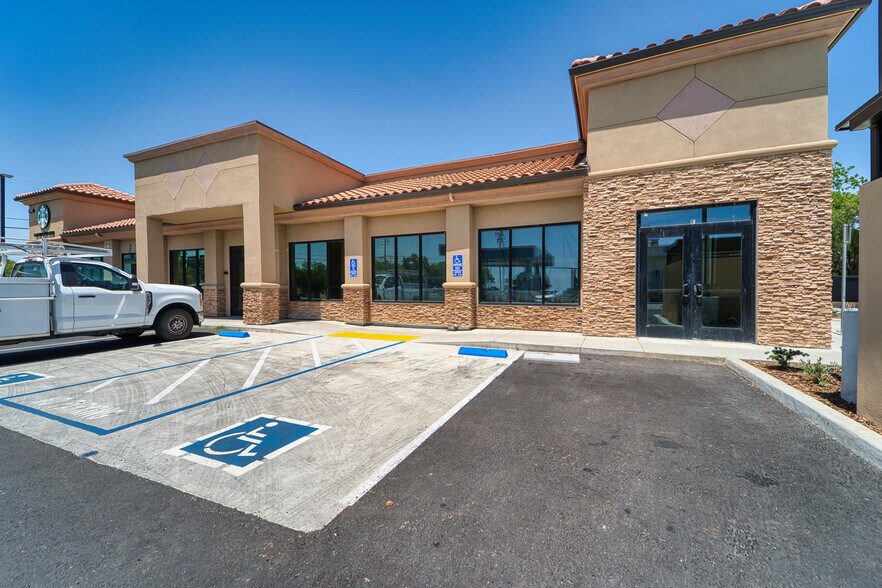 More Photos Of 2040 3rd St, Oroville Freestanding For Lease