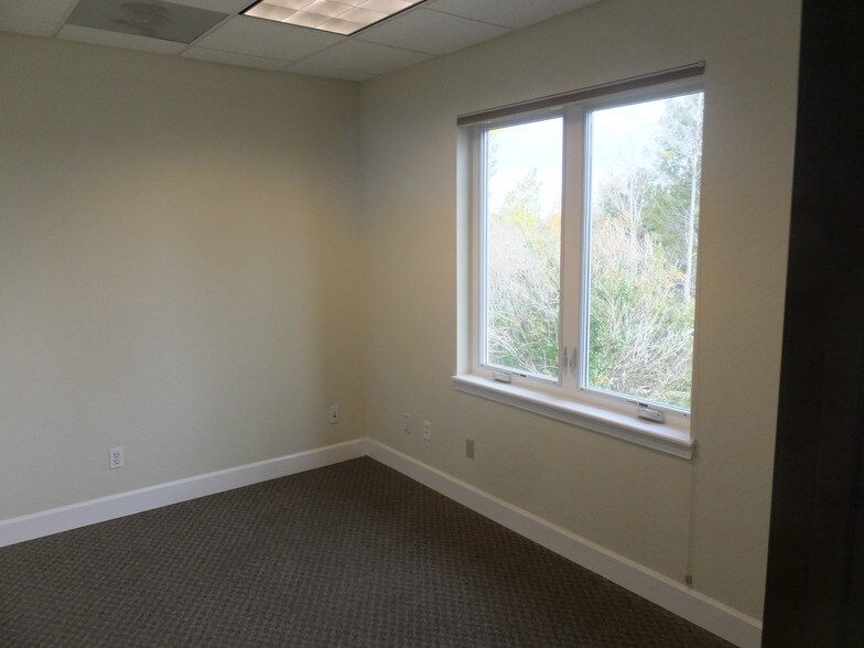 More Photos Of 6390 Gardenia St, Arvada Medical For Lease