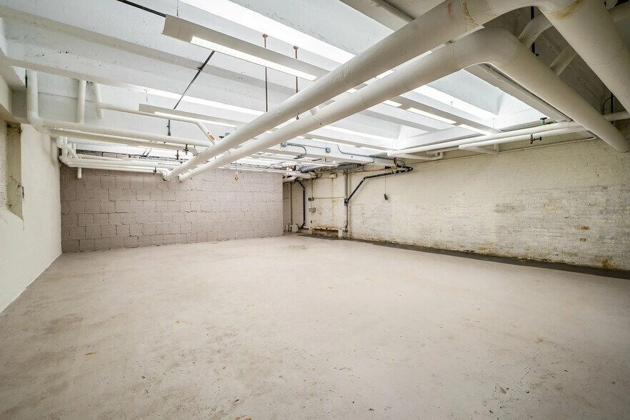 More Photos Of 348 N Main St, Andover Apartments For Sale