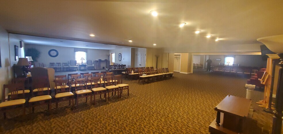 More Photos Of 302 W Corunna Ave, Corunna Office For Sale