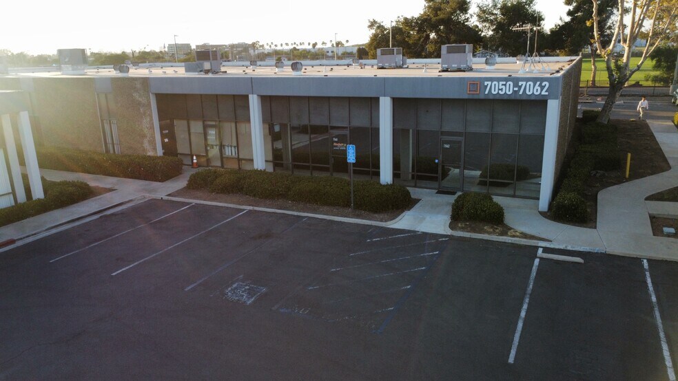 More Photos Of 7050-7062 Convoy Ct, San Diego Manufacturing For Lease