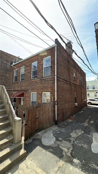 More Photos Of 5507 103rd St, Corona Apartments For Sale