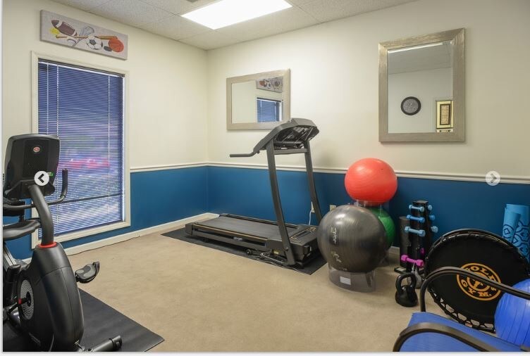 More Photos Of 90-125 Commerce Dr, Fayetteville Office For Lease