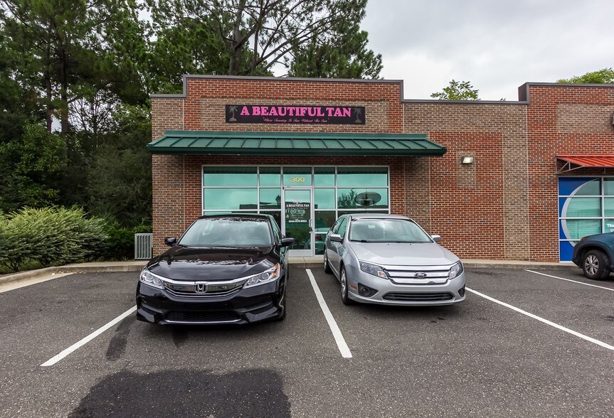 More Photos Of 133 E Main St, Youngsville General Retail For Lease