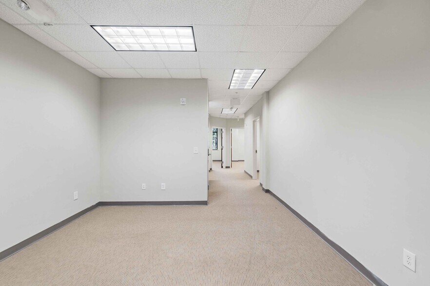 More Photos Of 8801 Fast Park Dr, Raleigh Office For Lease