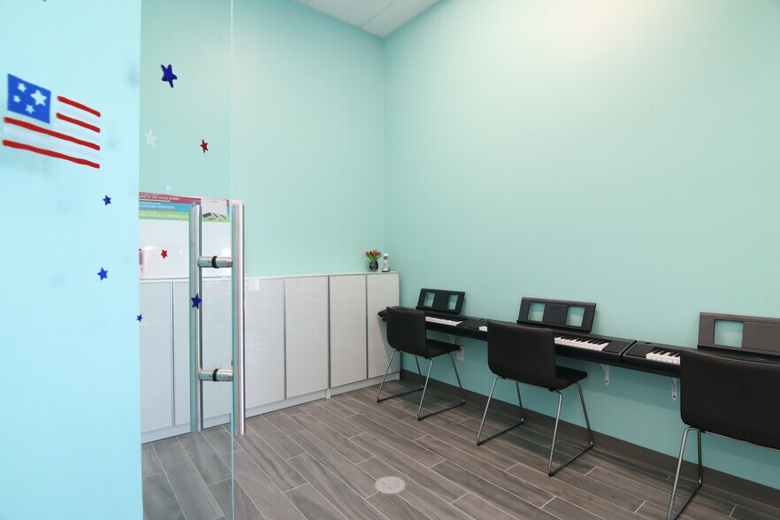 More Photos Of 8535 Blue Diamond Rd, Las Vegas Daycare Center For Sale