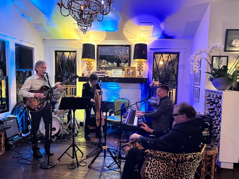 More Photos Of 1225 Dr Martin Luther King Jr St N, Saint Petersburg General Retail For Lease