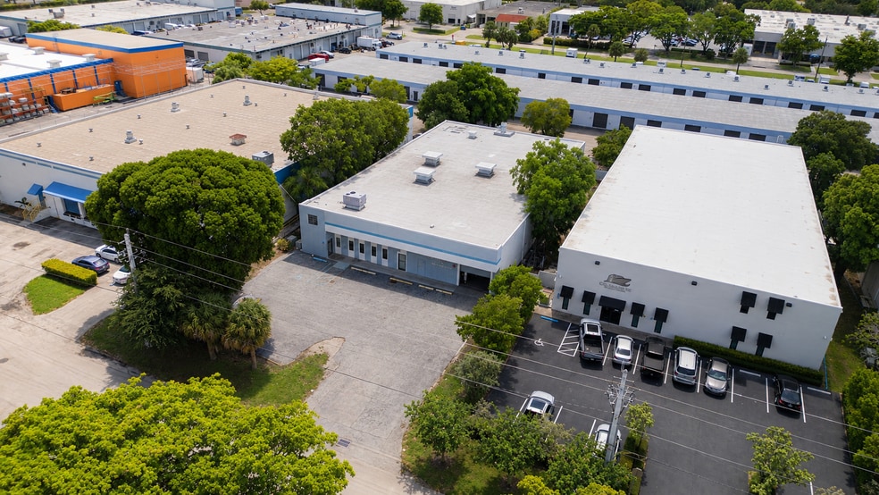 More Photos Of 6785 NW 17th Ave, Fort Lauderdale Warehouse For Sale
