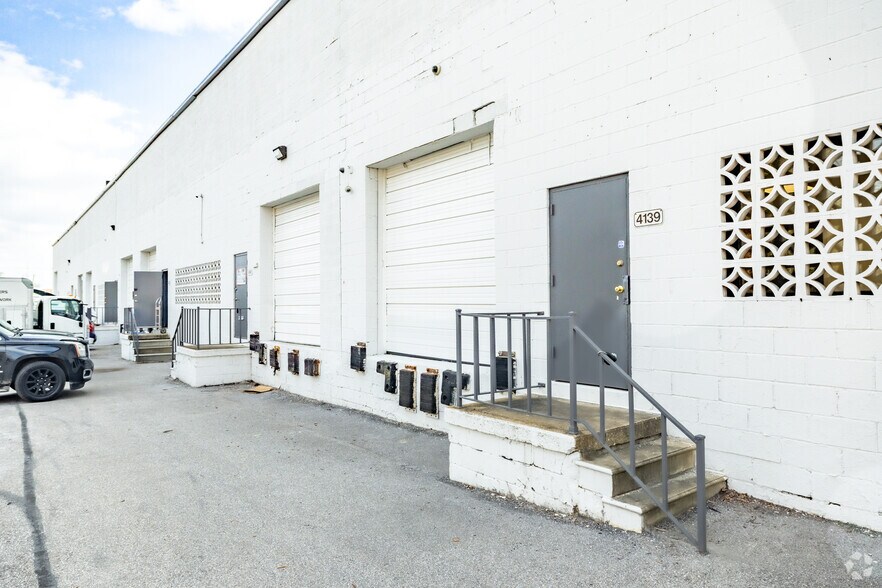 More Photos Of 4139-4153 Amos Ave, Baltimore Light Manufacturing For Lease