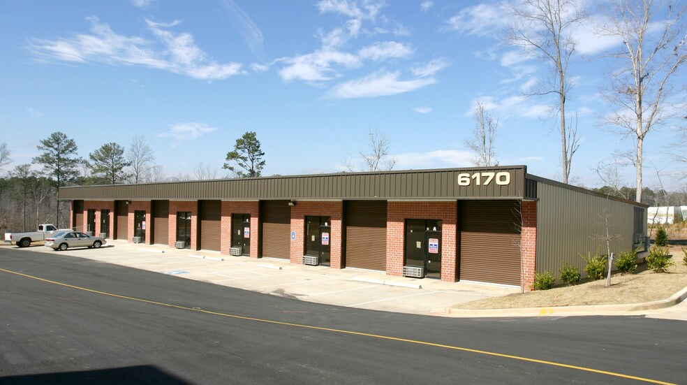 More Photos Of 6170 Parkway North Dr, Cumming Warehouse For Lease