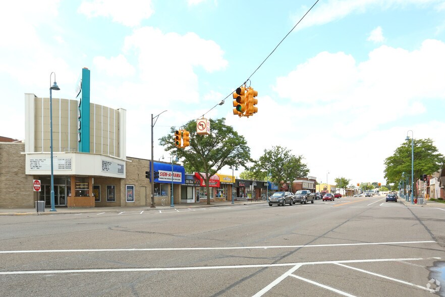 More Photos Of 6661 Allen Rd, Allen Park Freestanding For Sale