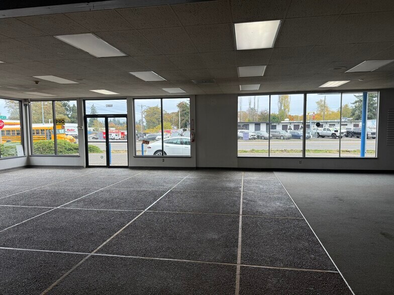 More Photos Of 16002 Pacific Ave S, Spanaway Auto Dealership For Sale