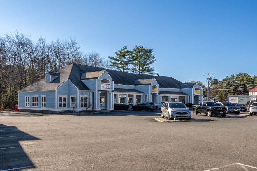 More Photos Of 105 Lafayette Rd, Hampton Falls Freestanding For Sale