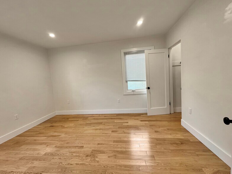 More Photos Of 185 Belleview Dr, San Leandro Apartments For Sale