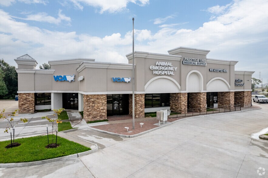 More Photos Of 1108 Gulf Fwy S, League City Medical For Lease