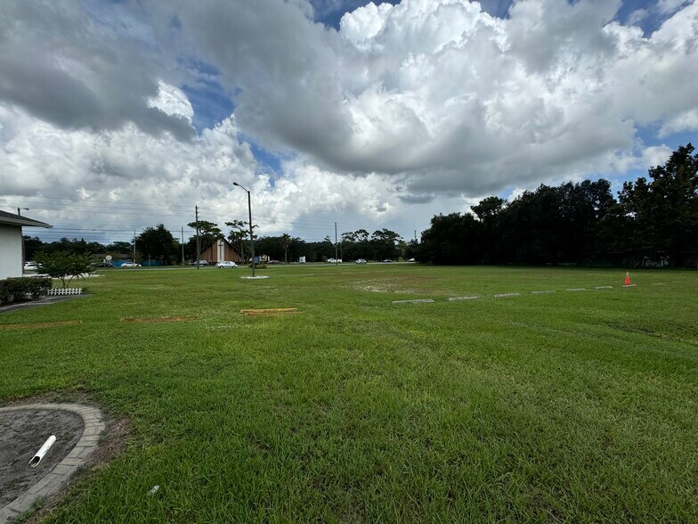 More Photos Of 2400 S Goldenrod Rd, Orlando Religious Facility For Sale