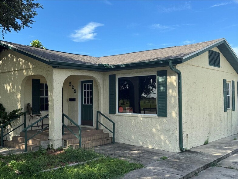 More Photos Of 225 N Scenic Hwy, Frostproof Office For Sale