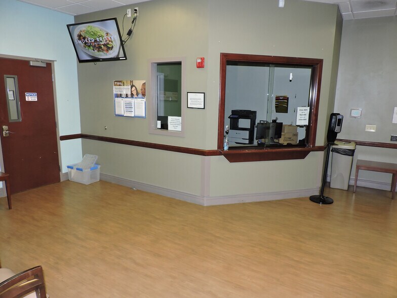 More Photos Of 3605 Ranch Dr, Prescott Medical For Lease