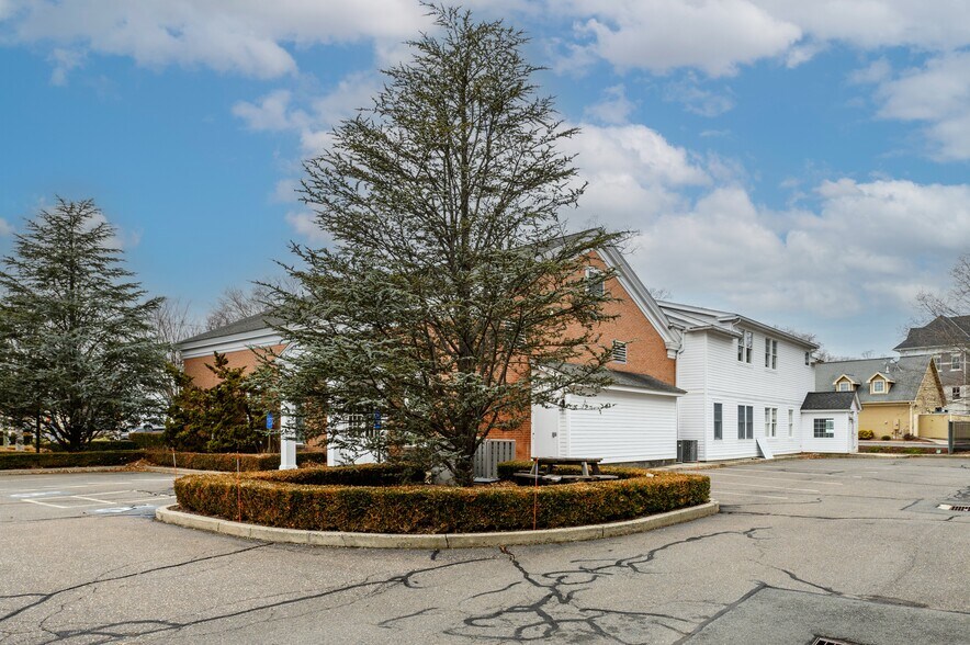 More Photos Of 330 S Main St, Cheshire Office For Sale