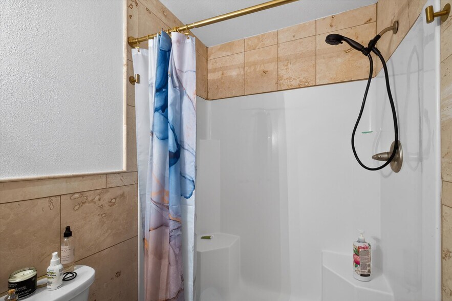 More Photos Of 2217 Sealy St, Galveston Office Residential For Sale