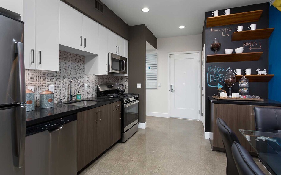 More Photos Of 7400 Center Ave, Huntington Beach Apartments For Lease