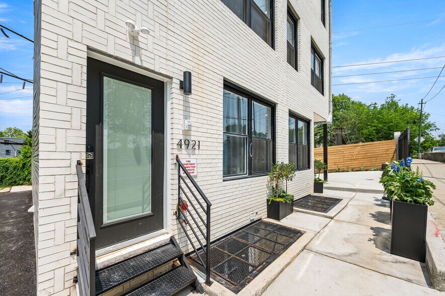 More Photos Of 4921 Chester Ave, Philadelphia Multifamily For Sale