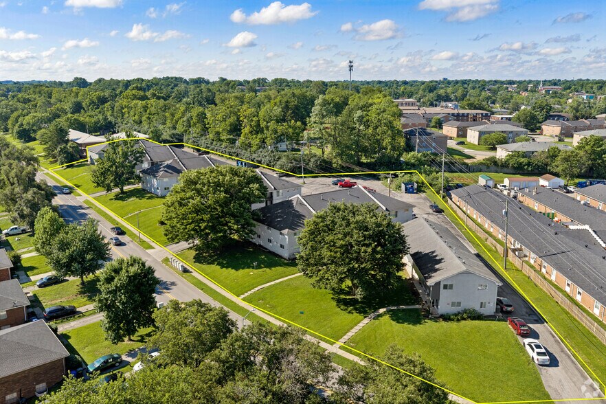 More Photos Of 1980-2016 Cambridge Dr, Lexington Apartments For Sale