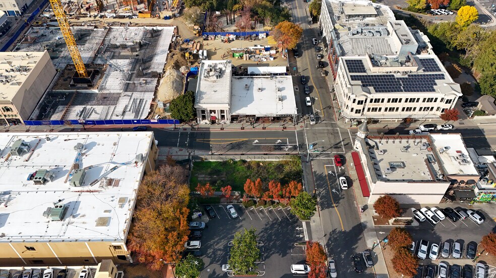 More Photos Of 1005 1st St, Napa Land For Lease