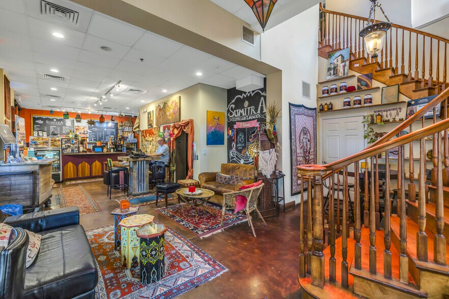 More Photos Of 2834 Beach Blvd, Gulfport Freestanding For Sale