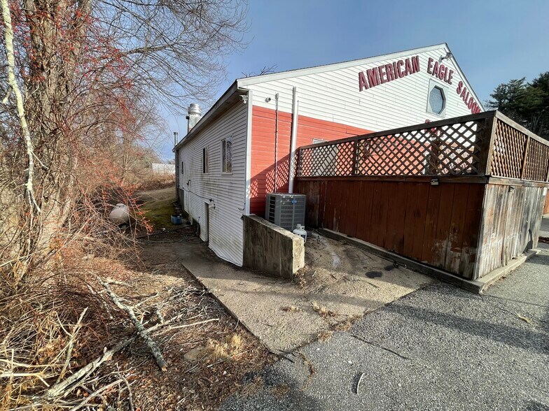 More Photos Of 15 River Rd, Willington General Retail For Sale