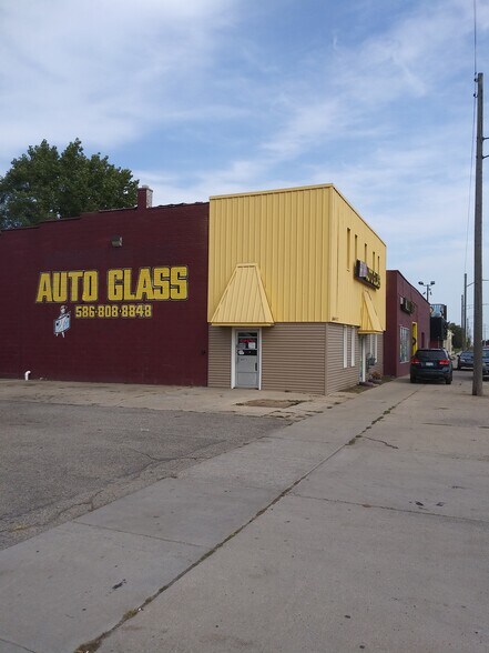 More Photos Of 8453 E Eight Mile Rd, Warren Auto Repair For Sale