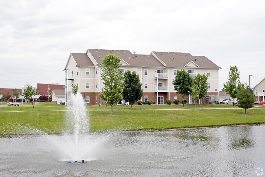 Primary Photo Of 1209 Mayfield Dr, Ames Apartments For Sale