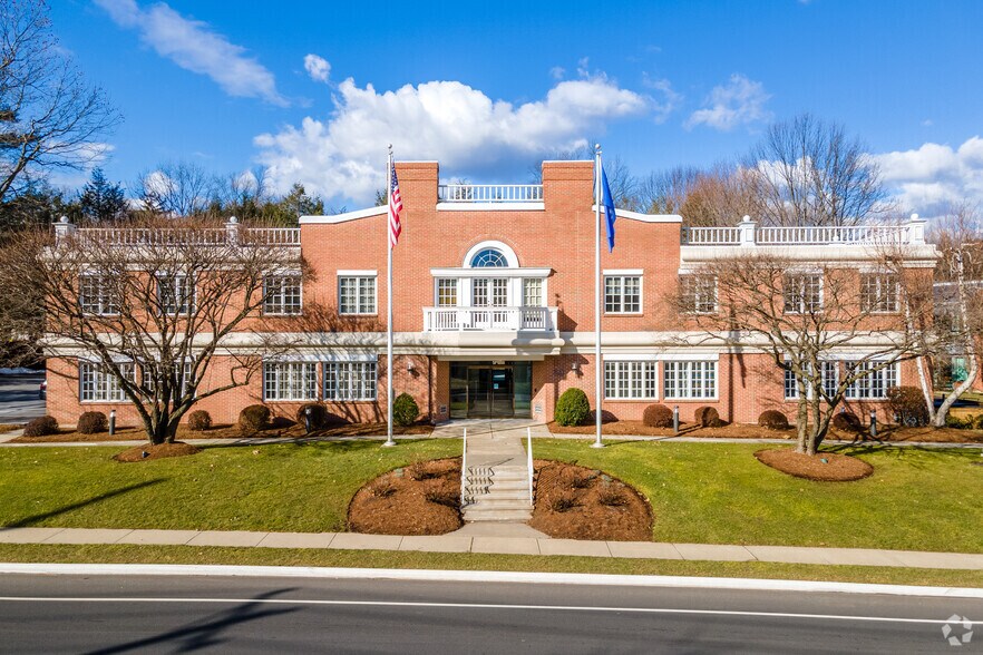 More Photos Of 320 Post Rd W, Westport Office For Lease