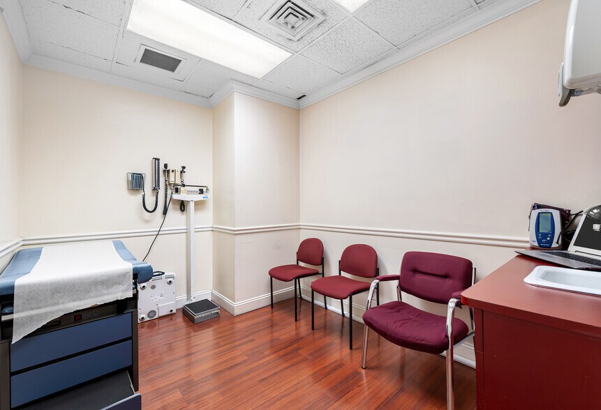 More Photos Of 400-416 E 56th St, New York Apartments For Sale